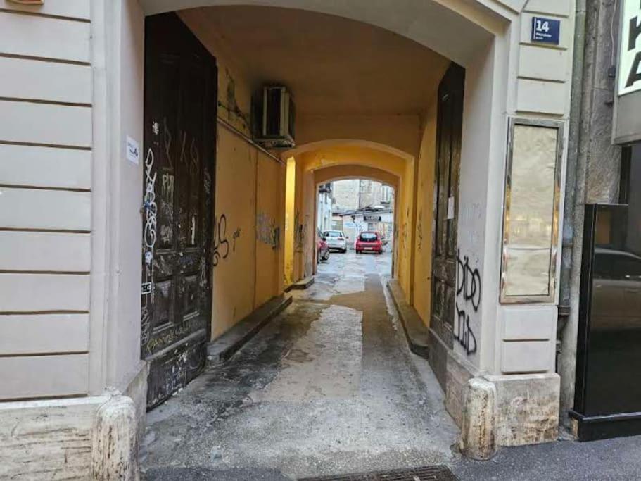 Zagreb Central 2Br + Parking Luaran gambar